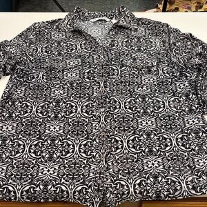 Elegant Black and White Patterned Blouse